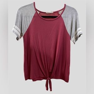 Pink Rose Women’s Size S Red Short Sleeve Shirt